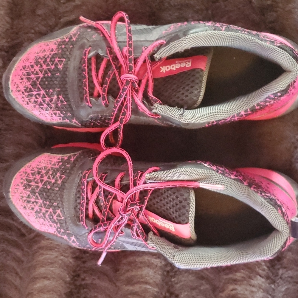 Womens reebok trail sneakers 9